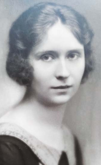 Yvonne Attenelle